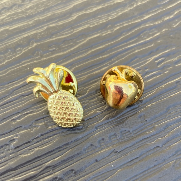 Fruit tac pins Apple and Pineapple goldtone metal vest pins - Picture 1 of 4